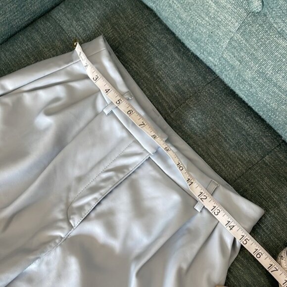 House Of Harlow 1960 Faux Leather Shorts Size Small - Picture 6 of 8